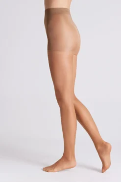 Panty reductor 10 denier natural