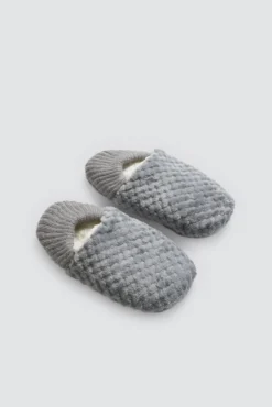 Patuco antideslizante gris