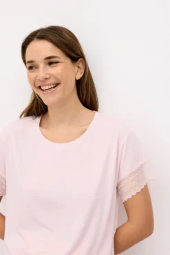 Pijama ligero camiseta manga corta y pantalón capri ancho rosa