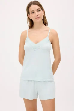 Pijama ligero camiseta tirantes y pantalón corto verde