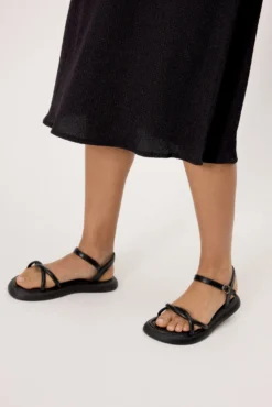 Sandalias casual negras