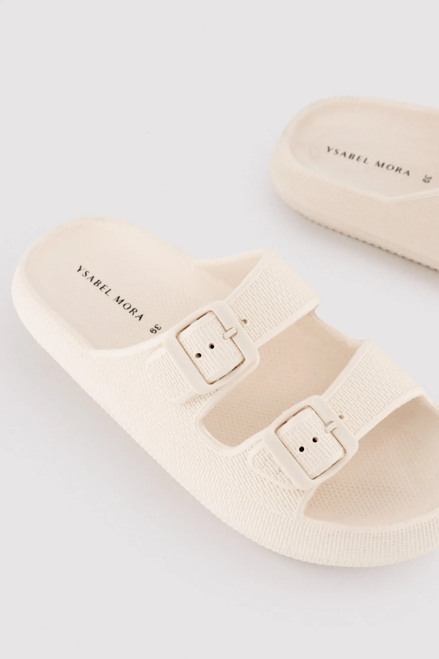 Sandalias de playa hebillas antideslizantes extra comfort marfil