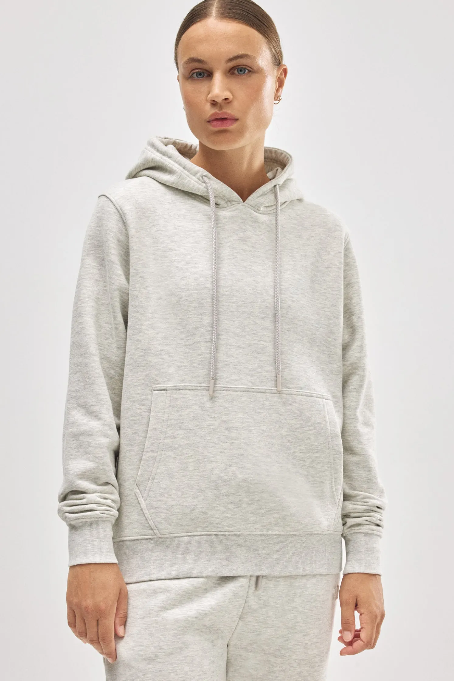 Sudadera con capucha ajustable interior afelpado gris