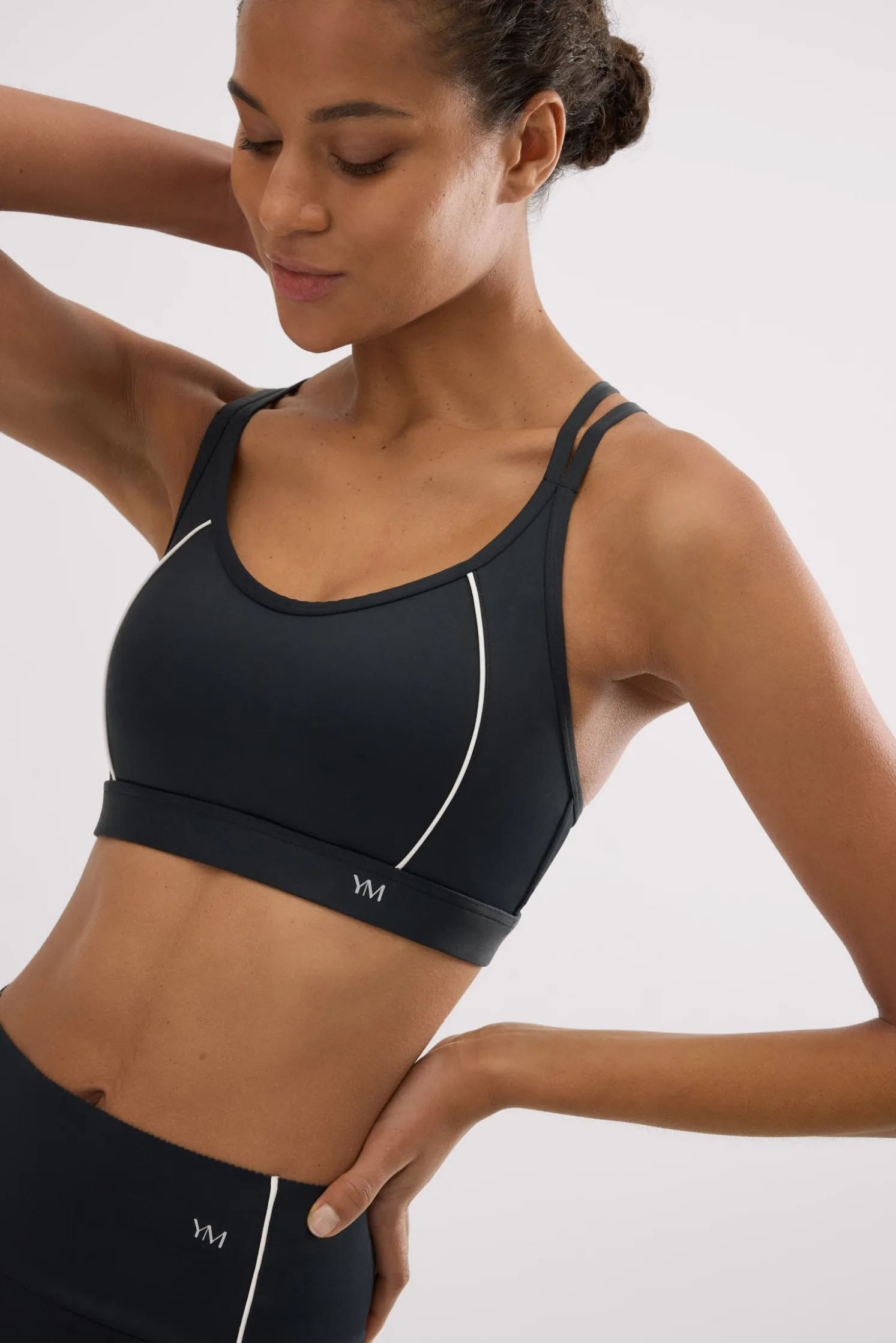 Sujetador deportivo Compressive espalda cruzada negro