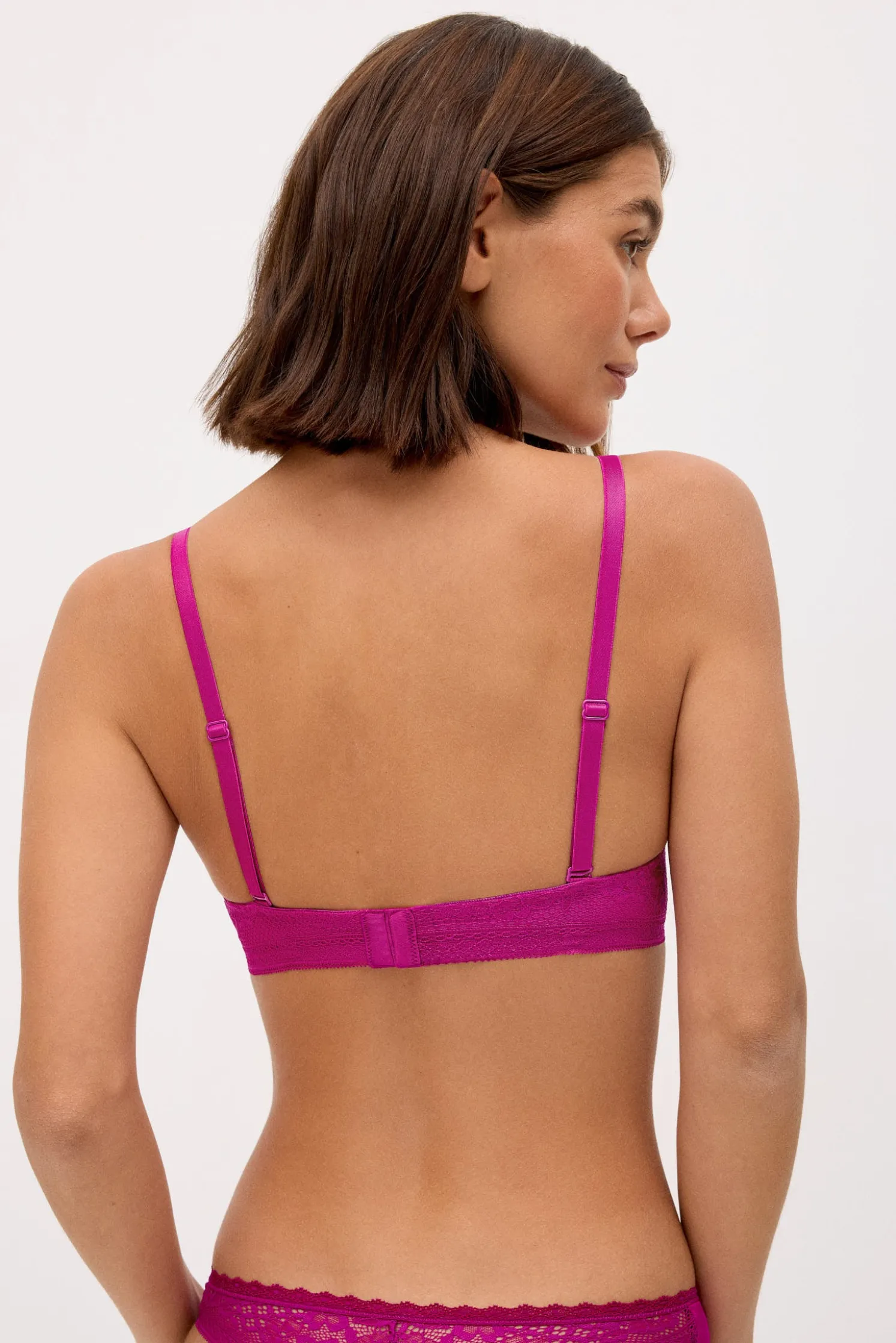 Sujetador push-up encaje fucsia