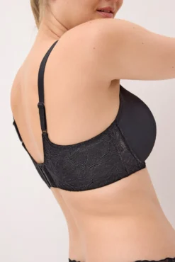 Sujetador reductor con aro sin relleno detalles encaje negro copas C y D
