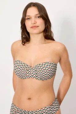 Top bikini bandeau micropiqué estampado verde botella copas C y D