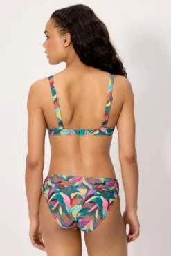 Top bikini con aro estampado hojas copa C
