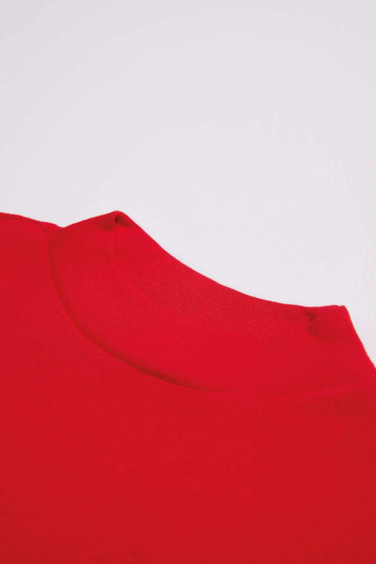TÉRMICO LIGERO Camiseta manga larga cuello semicisne rojo