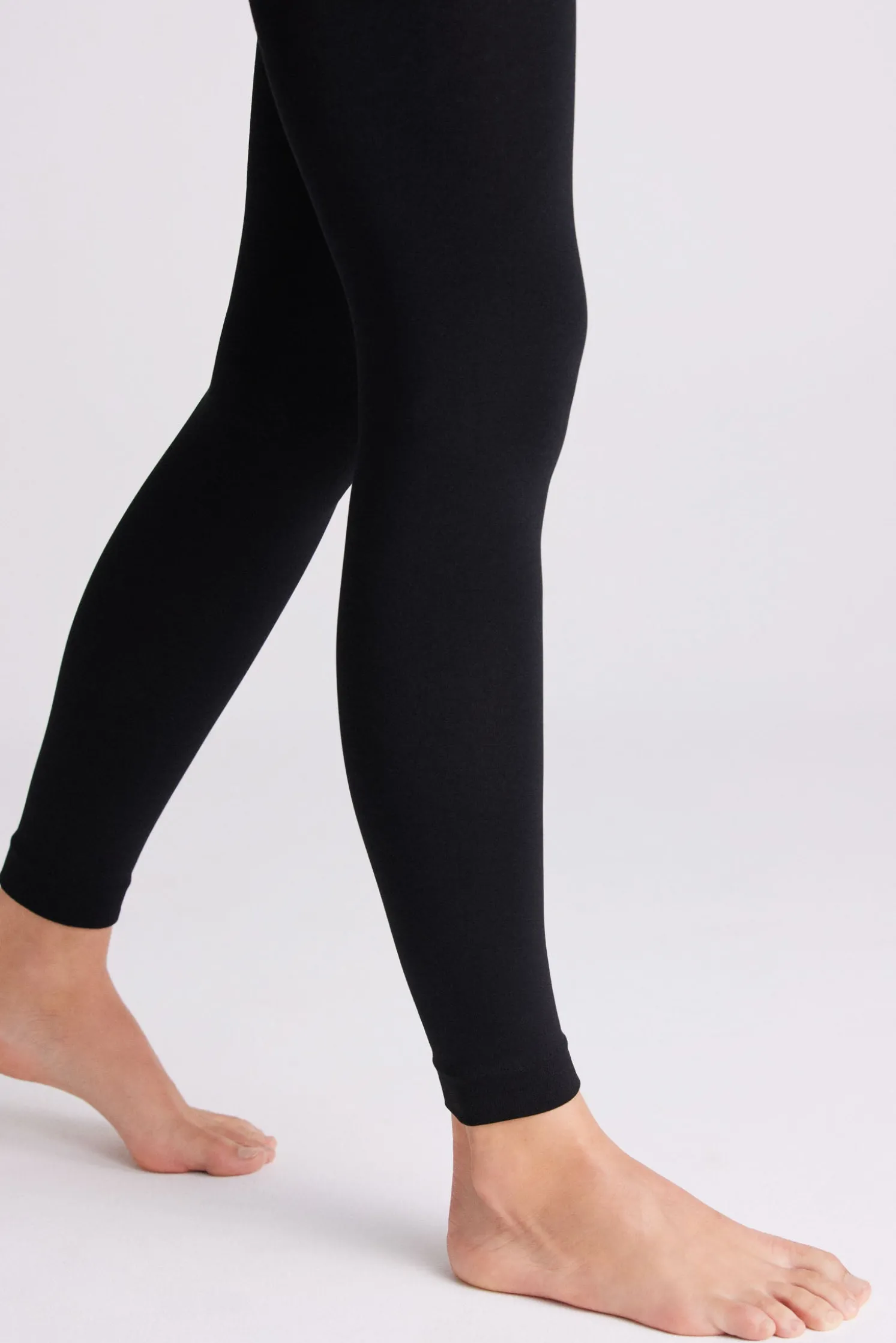 TÉRMICO LIGERO Leggings-panty afelpados 140 denier negro
