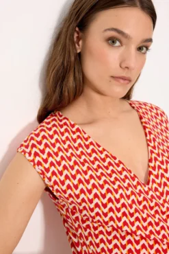 Vestido corto cruzado coral