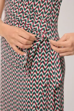 Vestido corto cruzado verde botella
