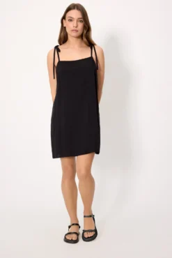 Vestido corto tirantes anudados negro
