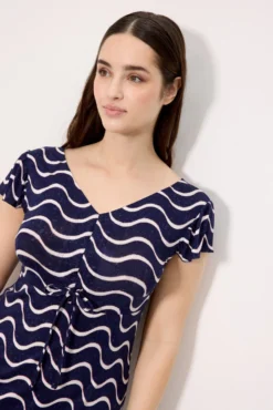 Vestido manga corta estampado ondas