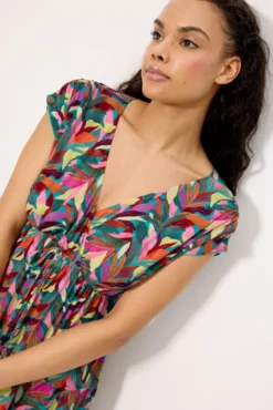 Vestido manga corta trabillas estampado