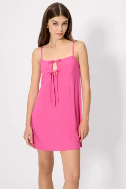 Vestido mini tirantes ajustables rosa